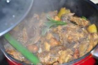 Stewed Chicken Skeleton with Jackfruit Seeds recipe