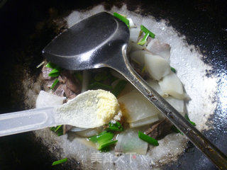 Stir-fried Radish with Pork Lungs recipe