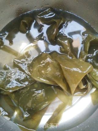 Fried Kelp with Chili recipe