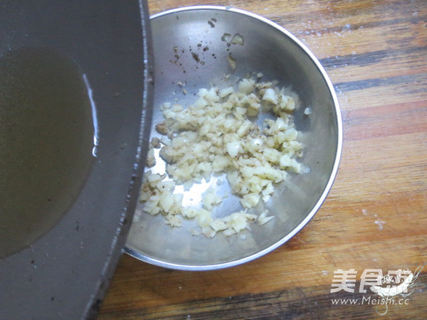 Steamed Fresh Abalone with Garlic recipe