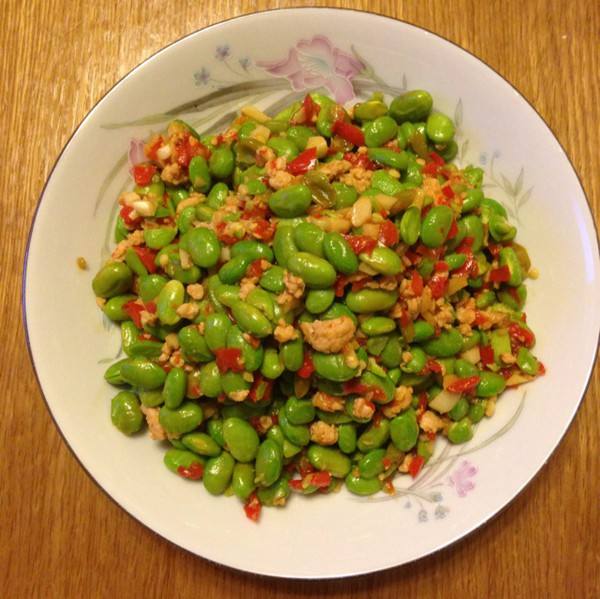 Stir-fried Minced Pork with Edamame recipe