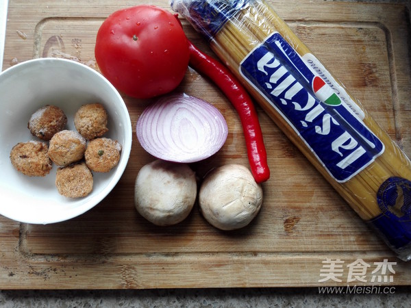 Spaghetti with Meatballs in Tomato Sauce recipe