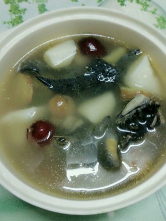 Chinese Yam and Wolfberry Black-bone Chicken Soup
