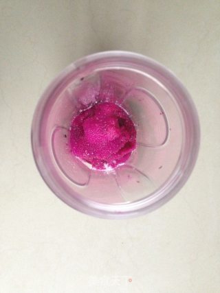 Gradient Color Dragon Fruit Yogurt recipe