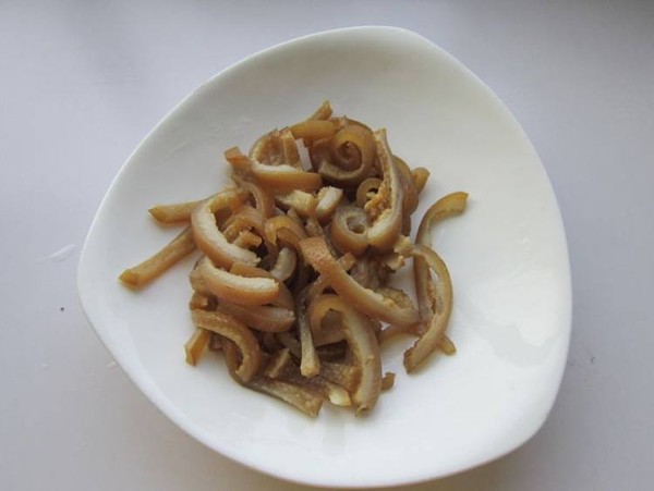 Stir-fried Pork Skin with Shiitake Mushrooms recipe