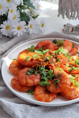 Sautéed Prawns in Oil, The More You Chew, The More Fragrant They Are, Just Served for A Minute