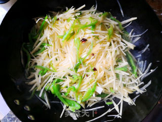 Green Pepper and Potato Shreds recipe