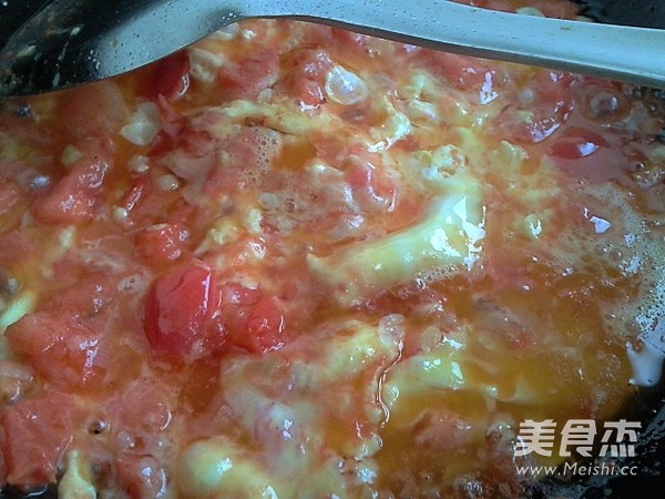 Tomato and Egg Noodles recipe