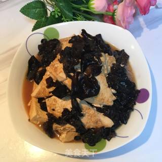 Braised Tofu with Fungus recipe