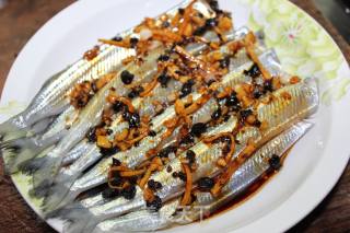 Steamed Long-mouth Fish in Black Bean Sauce recipe