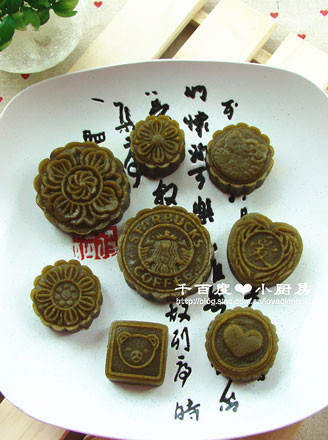 Traditional Mung Bean Cake