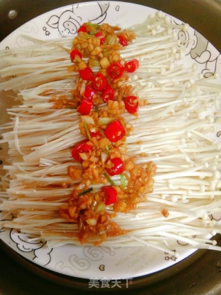 Enoki Mushroom with Garlic recipe