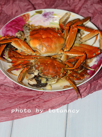 Steamed Hairy Crabs