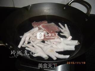 Chicken Feet Corn Carrot Soup recipe