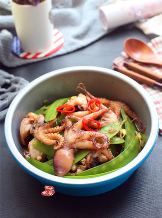 Spicy Baby Octopus Stir-fried Snow Peas recipe