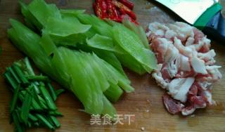 Stir-fried Pork Belly with Lettuce recipe