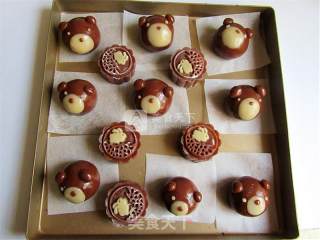 Bear Fun Cantonese Mooncakes recipe