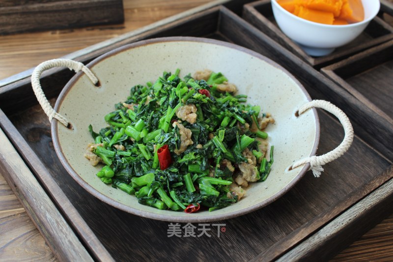 Stir-fried Vegetable Moss with Oil Residue recipe