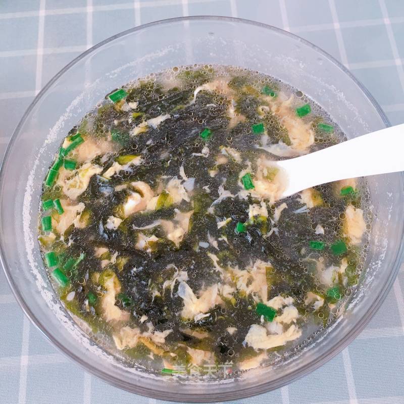 Egg Seaweed Soup recipe