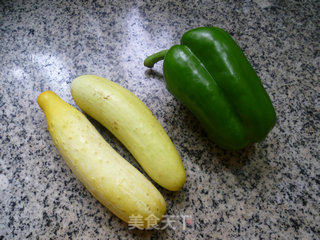 Light Pepper Mixed with Cucumber recipe