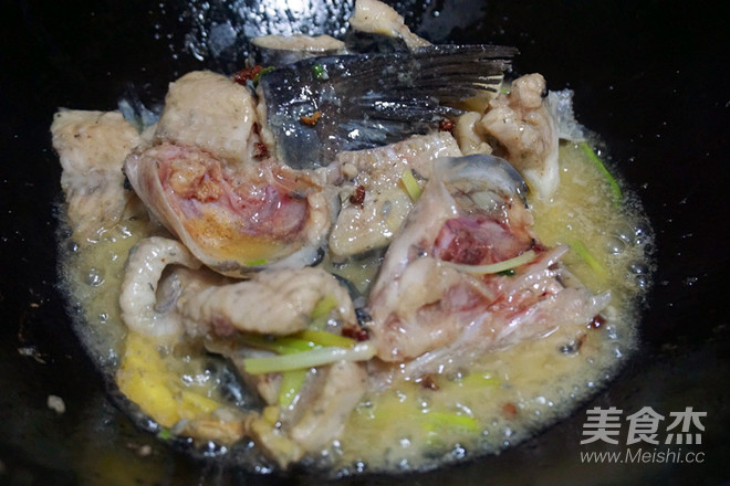 Fish Head Loofah Soup recipe