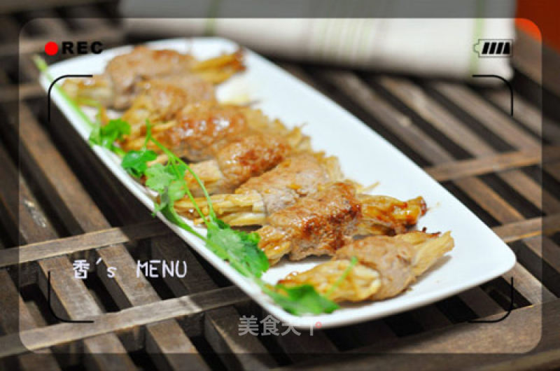 Enoki Mushroom Beef Roll recipe