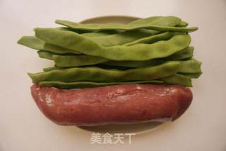 Stir-fried Beans with Pork recipe