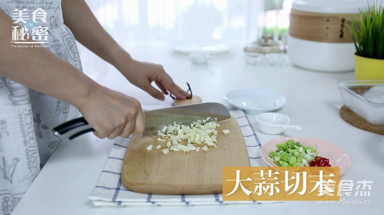 Steamed Scallops with Garlic Vermicelli recipe