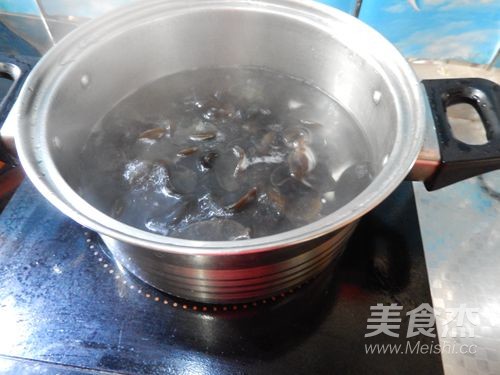 Cold Black Fungus Lettuce recipe