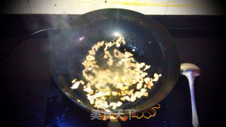 Spicy Stir-fried Bitter Gourd recipe