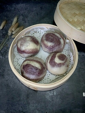 Two-color Steamed Buns