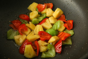 Shrimp with Pineapple to Tease The Taste Buds recipe