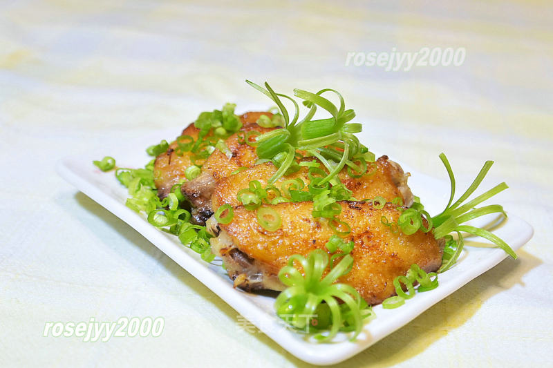 Chicken Wings with Scallion Flavor--home-cooked Dishes recipe