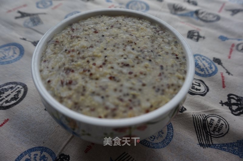 Chia Seed Quinoa Millet Porridge
