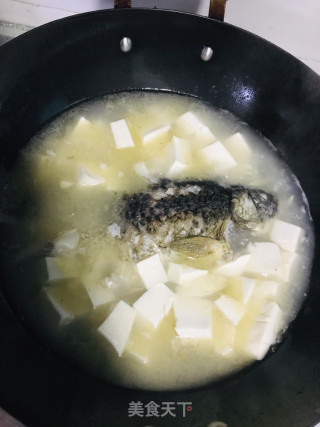 Crucian Tofu Soup recipe