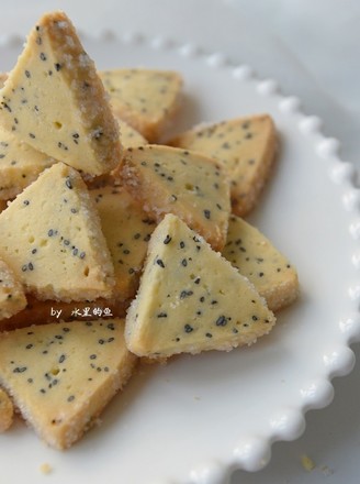 Triangle Sesame Cookies recipe