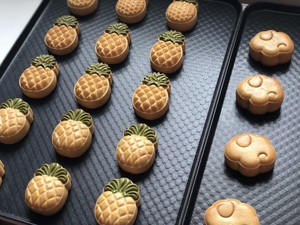 Cantonese-style Pineapple Mooncakes (the Hottest in 2020) recipe