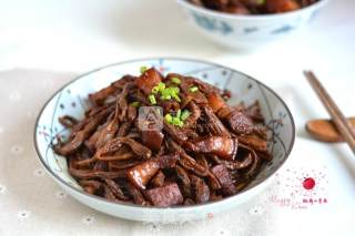 Braised Pork Belly with Dried Beans recipe