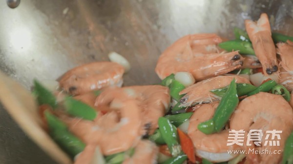 Braised Shrimp with Green Peppers recipe