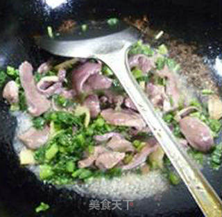 Stir-fried Pork Heart with Pickled Vegetables recipe