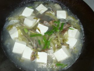 Pickled Vegetable Tofu Shellfish Soup recipe