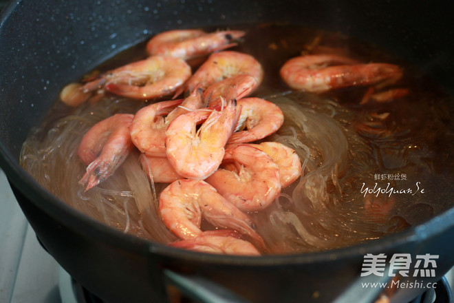 Shrimp and Vermicelli in Clay Pot recipe