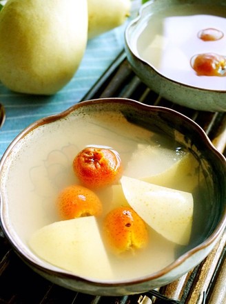 Hawthorn and Snow Pear Soup recipe