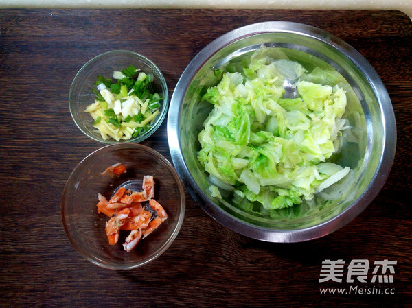 Stir-fried Shrimp with Cabbage recipe