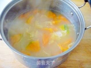 [healthy Soup Pot] Tremella and Potato Beauty Soup recipe