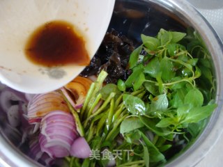 Cold Onion Black Fungus recipe