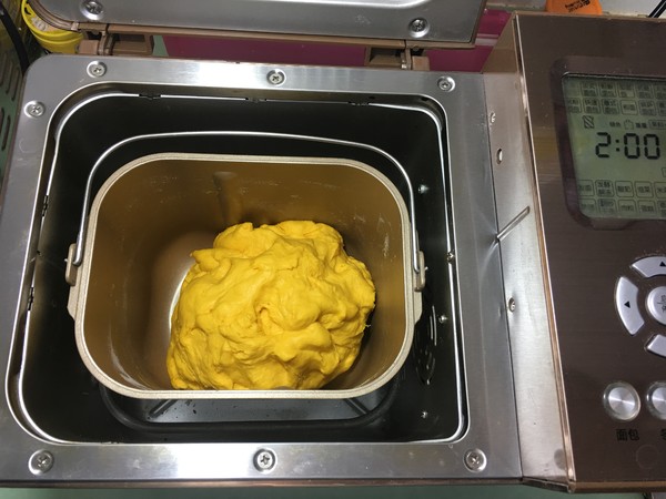 Willow Squash Bean Paste Buns recipe