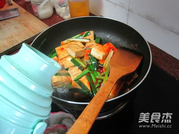 Grilled Tofu with Hunan Spicy Sauce and Garlic Miao Miao recipe