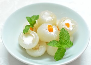 Summer Fresh-lychee Yogurt Jelly recipe