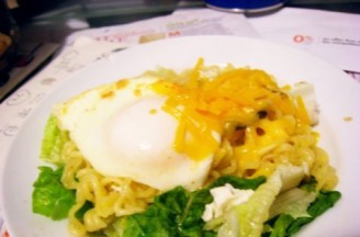 Instant Noodles with Cheese and Egg recipe